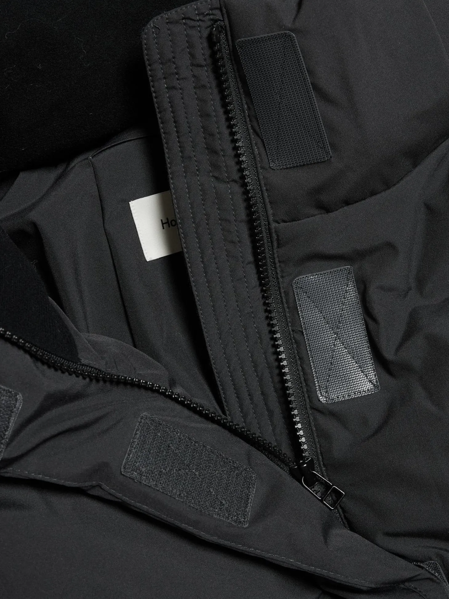 Holzweiler Besseggen Down Dk. Grey Jakke Mørkegrå